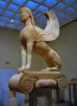 Sphinx of Naxos (Photo by Ricardo André Frantz)