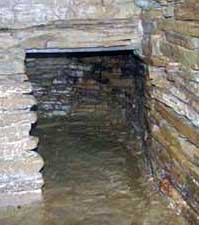 Entrance to one of the cells in Cuween Hill
