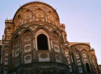 The Rear of the Cathedral (photo by Bernhard J. Scheuvens) 
